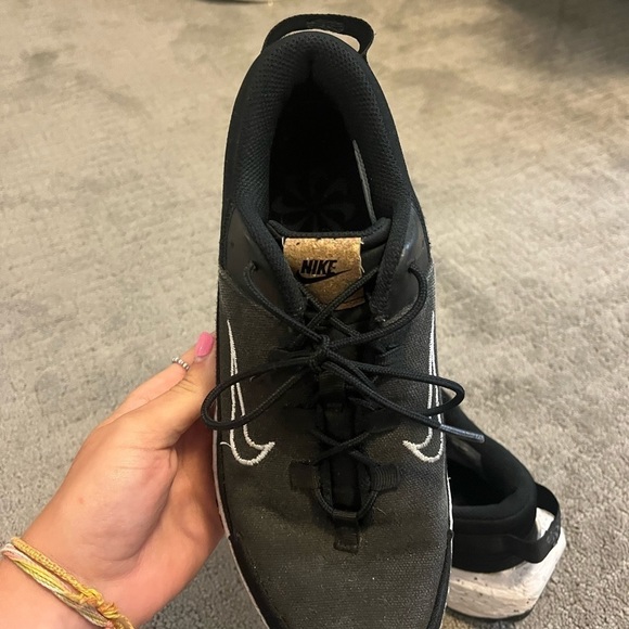 - Women’s Nike crater running shoes - Picture 8 of 12